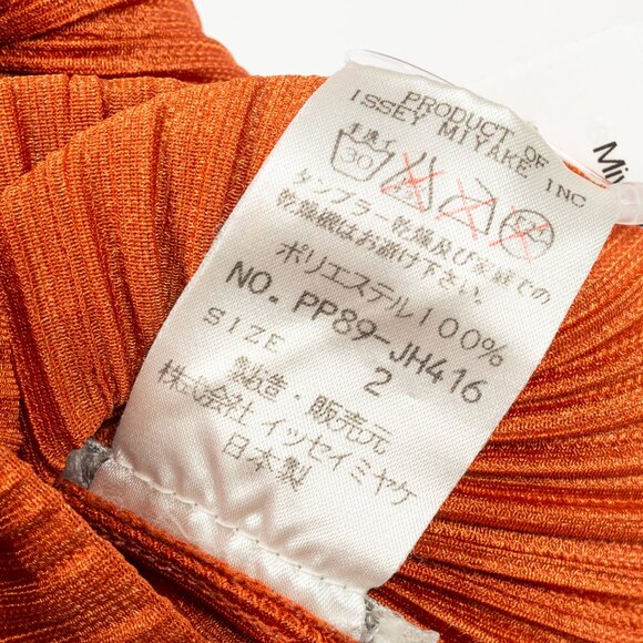 Pleats Please Issey Miyake Orange Metallic-Pattern Sleeveless Maxi Dress - Picture 8 of 8